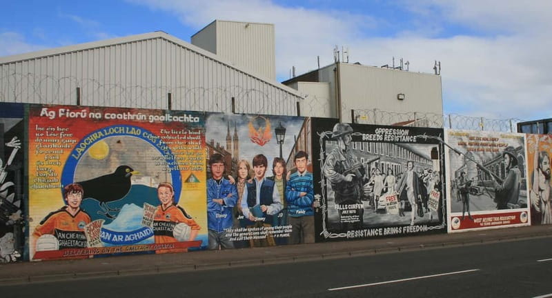 Belfast: 2.5-Hour Street Murals Tour in Spanish - Belfast Murals Tour: A Walk Through its Political Landscape