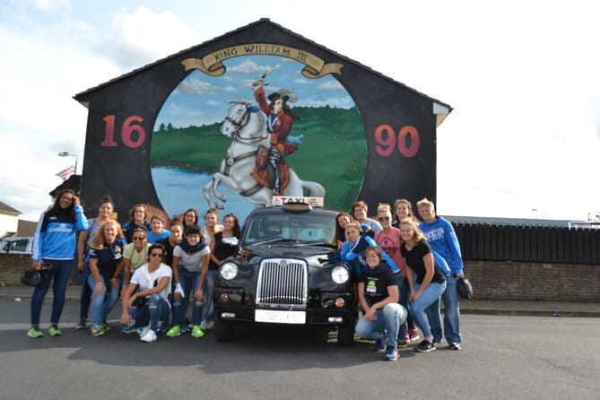 Belfast Black Cab Taxi 2Hr private tour with original guides - Key points / Takeaways