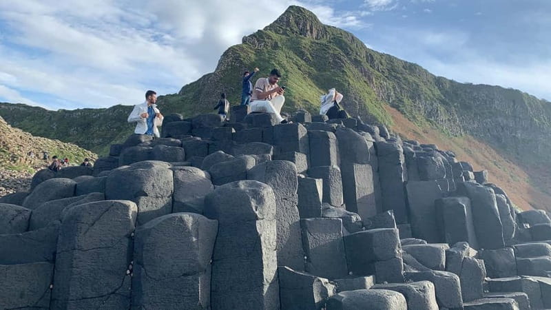 Belfast : Giants Causeway 8 hour private day tour - The Iconic Giants Causeway: A Natural Wonder