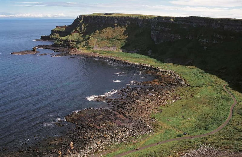 Belfast Giant's Causeway and Titanic Distillery Whiskey Tour - Who Will Love This Tour?