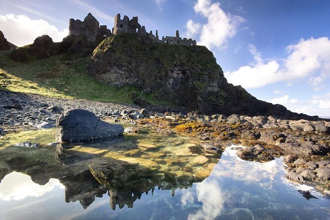 Belfast - Giants Causeway , Dunluce Castle and Dark Hedges - Suitability