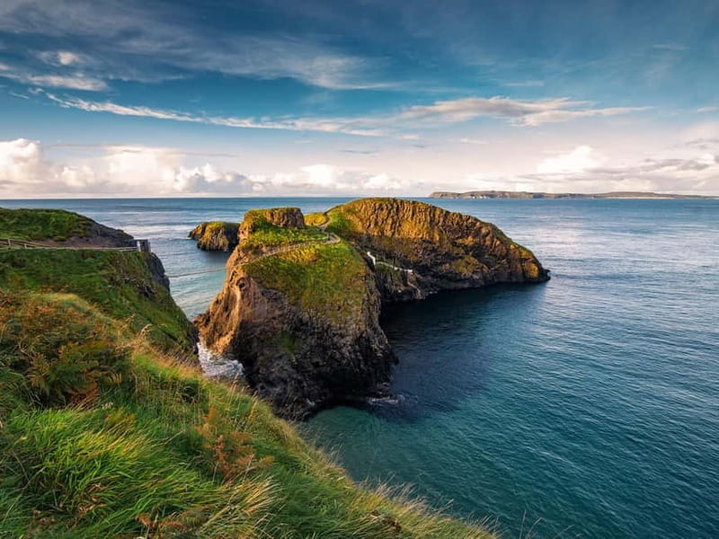 Belfast: Giant's Causeway Tour and 2-Day Open Top-Bus Tour - Belfast: Giants Causeway Tour and 2-Day Open Top-Bus Tour — An Authentic Northern Ireland Adventure