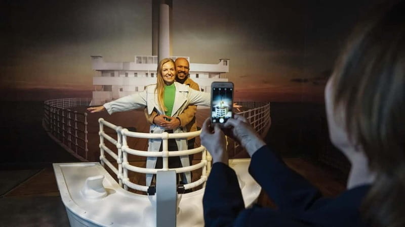 Belfast: Hop-On Hop-Off Bus Tour with Titanic Entry Ticket - The Guides and Commentary: Personal Touches