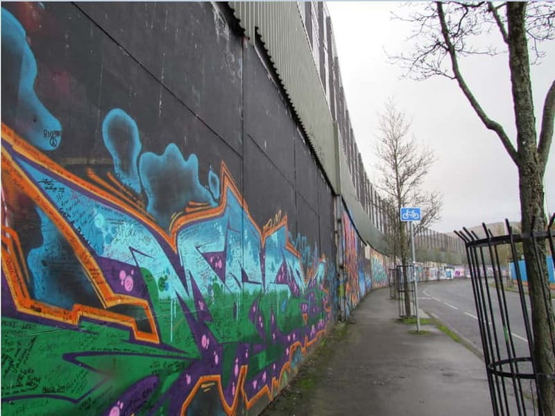 Belfast: Murals Taxi Tour - Practical Details and Tips