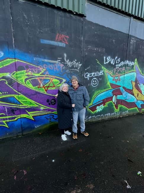 Belfast: Peacewall and Political History Black Taxi Cab Tour - Key Points / Takeaways