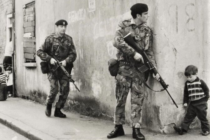 Belfast Political Tour-Conflicting Stories Walking Tour - Tour Details