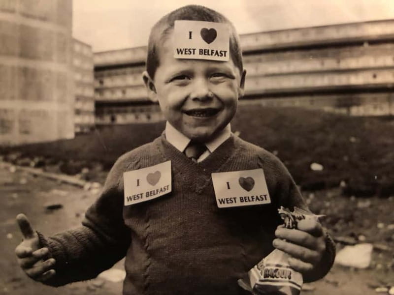 Belfast: Private Black Taxi Tour with Guide - Exploring Belfast Through a Private Black Taxi Tour