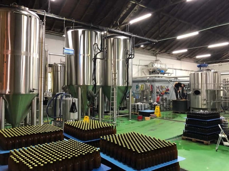 Belgrade: Guided tour & beer tasting in Dogma brewery - Food and the Spacious Venue: More Than Just Beer