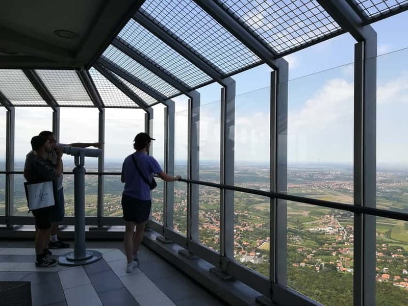 Belgrade: Space architecture tour - brutalist architecture - Key points / Takeaways