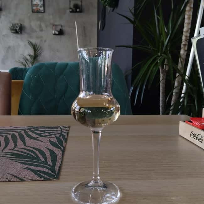 Belgrade: Tasting the Best of Serbian Drinks & Appetizers - Introduction to Serbian Tastes: What You Can Expect