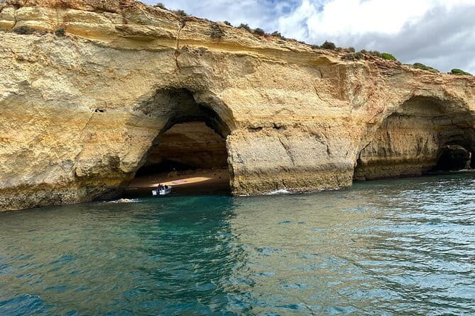 Benagil private yacht from lagos with drinks, tapas, paddle boards and kayak - FAQ