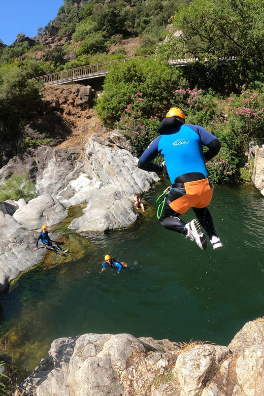Benahavís: Canyoning Guided Tour at Guadalmina River - Things To Know
