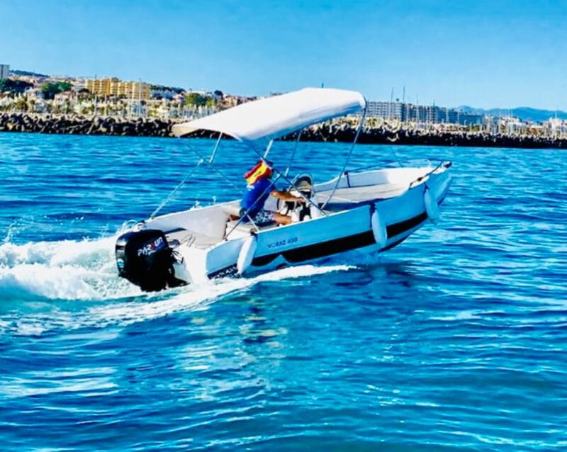 Benalmadena: 6-Seater Speedboat Rental Without a License - Who Will Get the Most Out of This