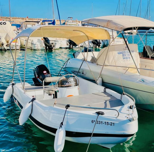 Benalmadena: 6-Seater Speedboat Rental Without a License - FAQ