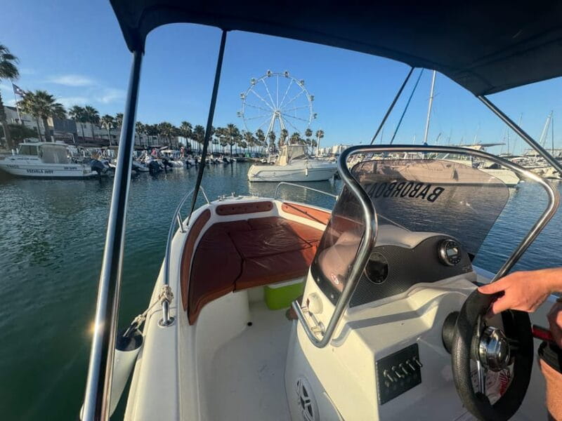Benalmádena: Boat Rental without License - FAQ