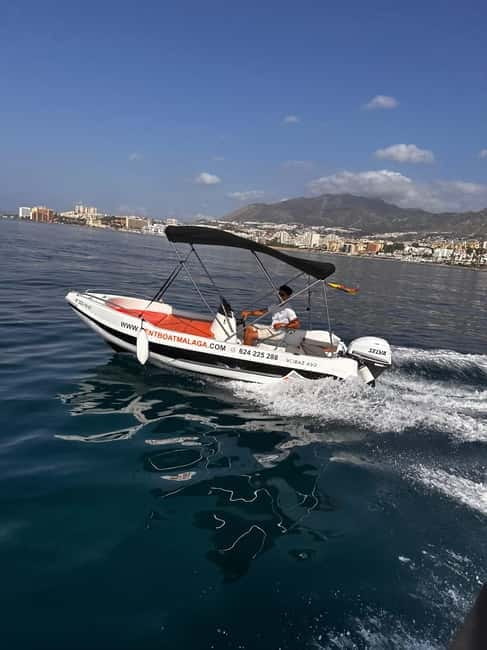 Benalmádena: Boat rentals without a license - Important FAQs