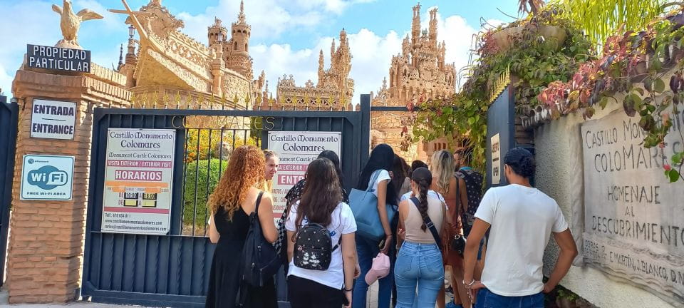 Benalmadena: Colomares Castle Tour With Entry Ticket - Experience Highlights