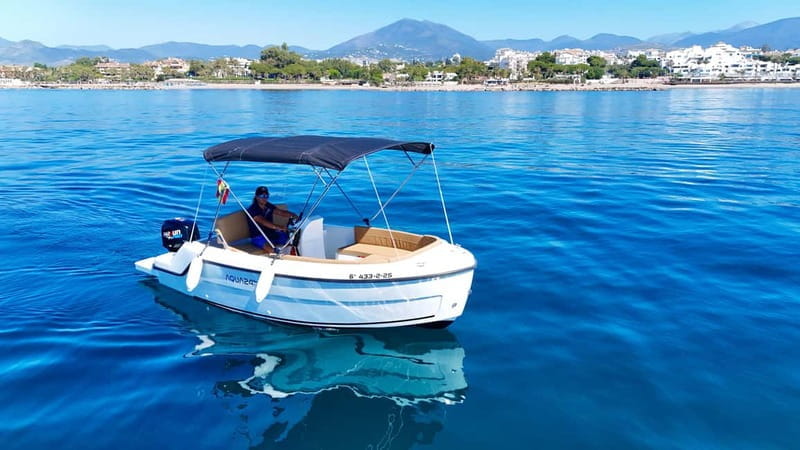 Benalmádena: license-Free Rent Boat for Dolphin Watching - FAQ
