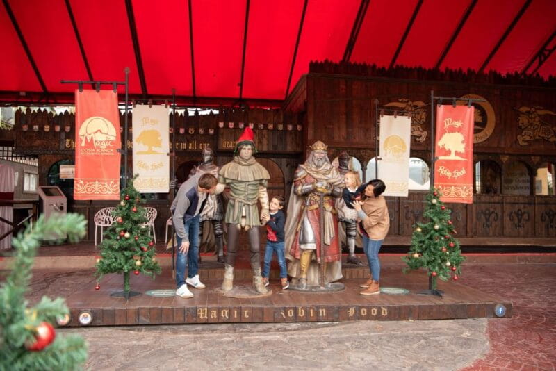 Benidorm: Magic Robín Hood Entry Ticket - FAQs