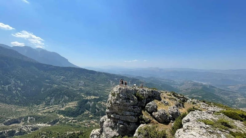 Berat: Tomorr Mountain and Lakes of Dardhë Day Trip - Guided Hike to Castle Rock