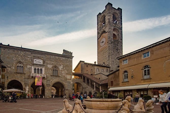 Bergamo: 2.5-hour private walking tour of the Upper Town - A Deep Dive into the Experience