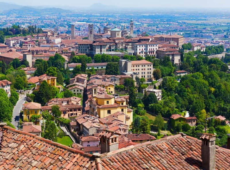 Bergamo: 2-hour Best Intro Walking Tour with a Local - Discovering Bergamo: What’s Included and How It Works