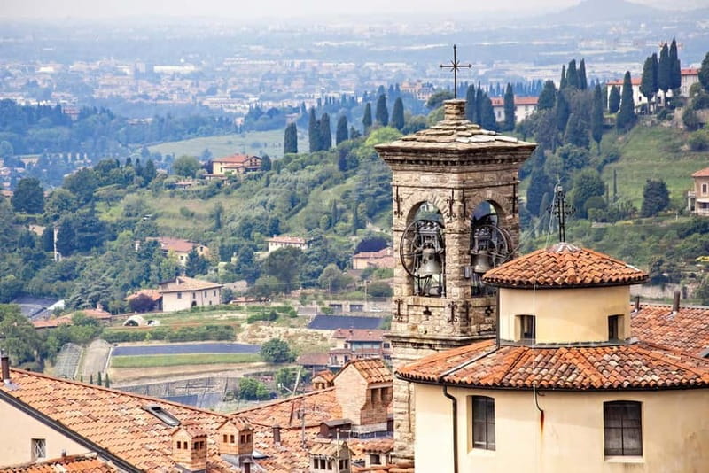 Bergamo: 2-hour Best Intro Walking Tour with a Local - Price, Logistics, and Value