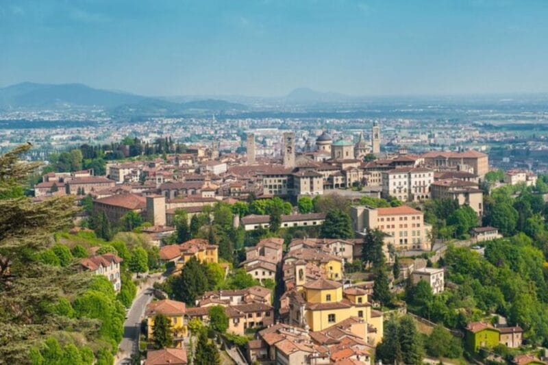 Bergamo: Private custom tour with a local guide - Key points / Takeaways