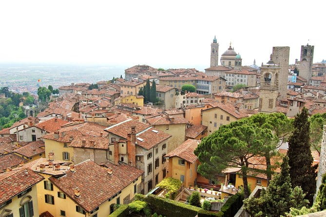Bergamo Top Sights Private and Personalized Guided Walking Tour - Key Points / Takeaways