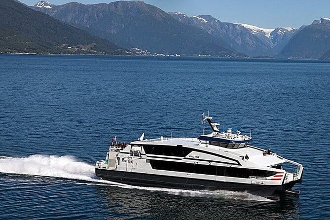 Bergen: Self-Guided Roundtrip (Sognefjord Cruise 5h & Flamsbana) - Who Should Consider This Tour?