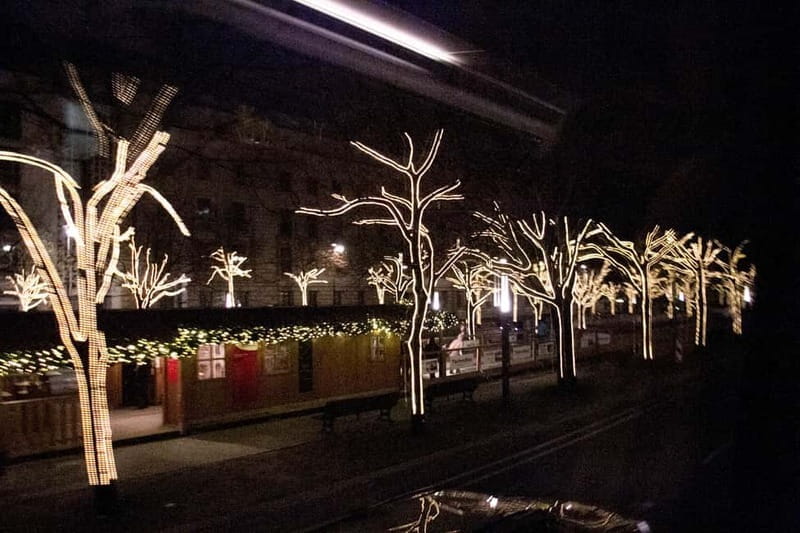 Berlin: 2-Hour Christmas Lights Bus Tour incl. Mulled Wine - Key points / Takeaways