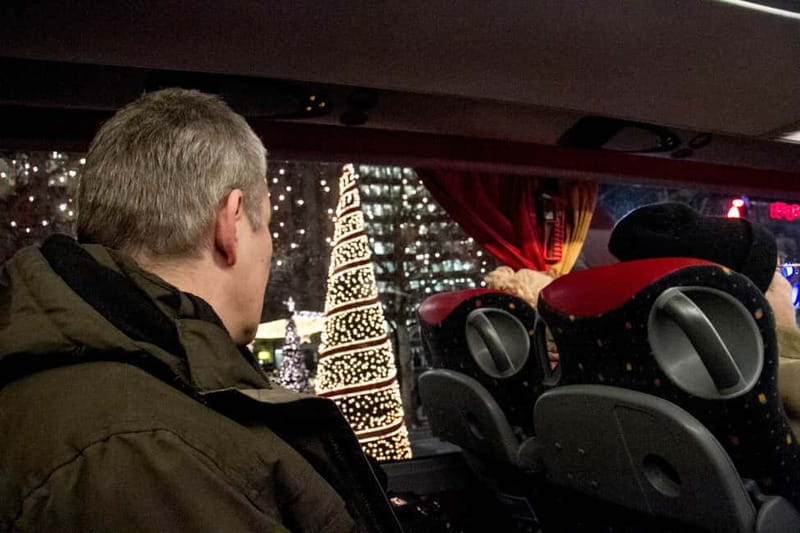 Berlin: 2-Hour Christmas Lights Bus Tour incl. Mulled Wine - FAQ