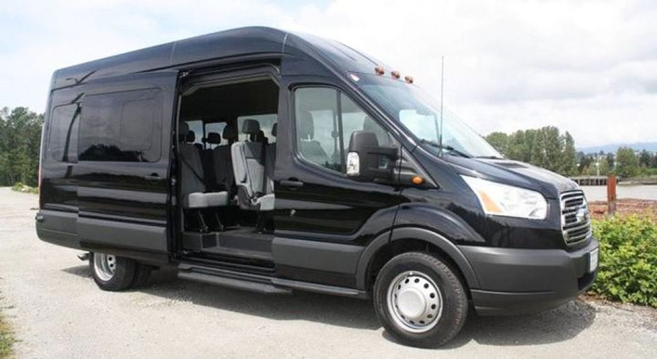 Berlin Airport: One-Way Private Transfer to Berlin - Vehicle and Luggage Specifications