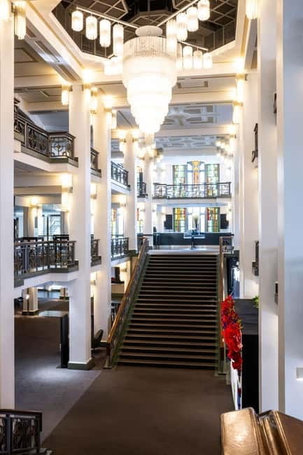 Berlin: BLINDED by DELIGHT Grand Show Friedrichstadt-Palast - The Practicalities: Price, Timing, and Accessibility