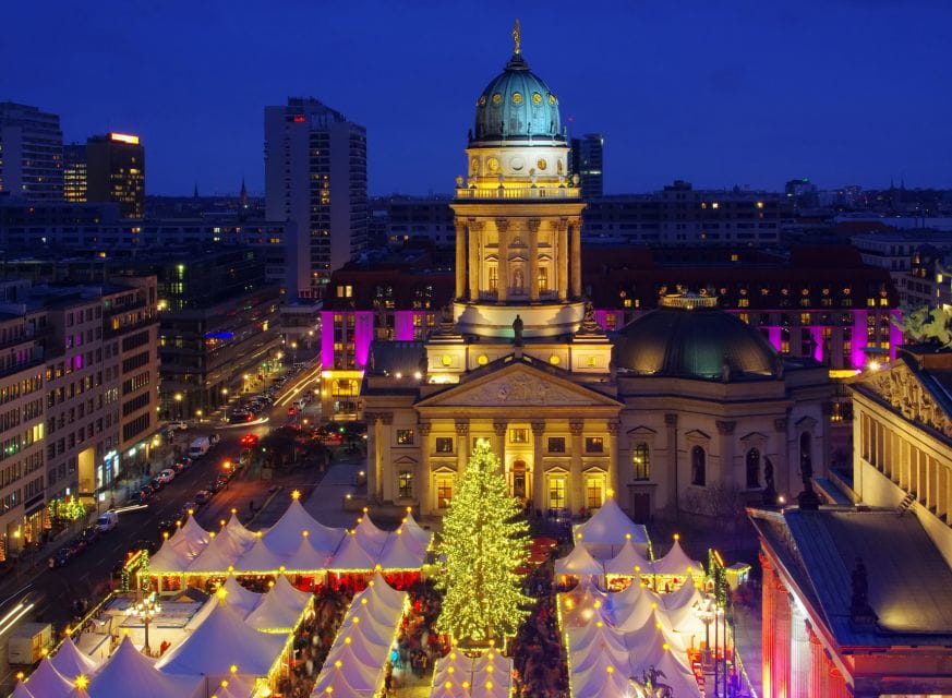Berlin : Christmas Markets Festive Digital Game - Exploration and Discovery
