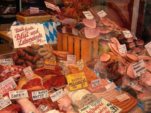 Berlin City Walking Tour of Scheunenviertel and Hackesche Höfe in Berlin Mitte - Key Points / Takeaways