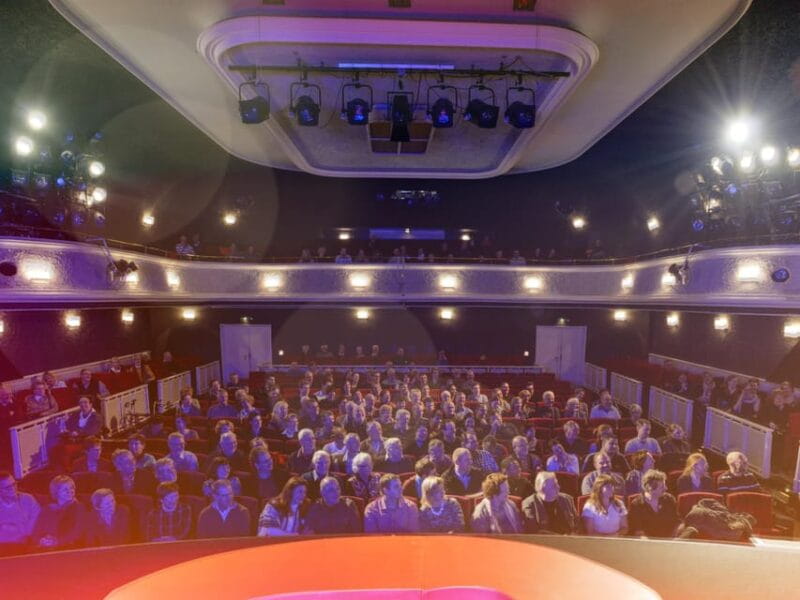 Berlin: DISTEL - The capital cabaret - Deep Dive into the Highlights and Drawbacks