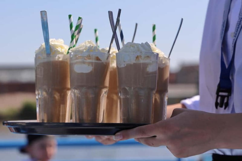 Berlin: East Side Gallery Spree Cruise in a Solar Catamaran - FAQ