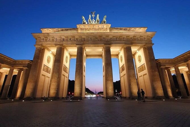 Berlin Full Day Tour with Lunch and private transfers from Prague - FAQ