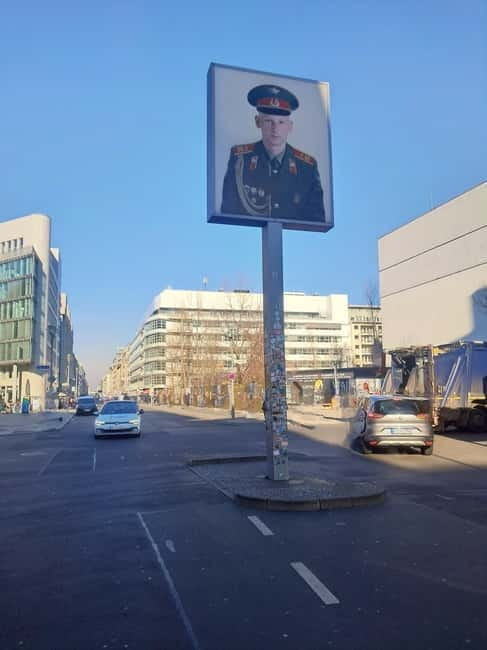 Berlin: Historical Highlights Half-Day Walking Tour - Exploring Berlin’s Past: A Guided Walk Through Time