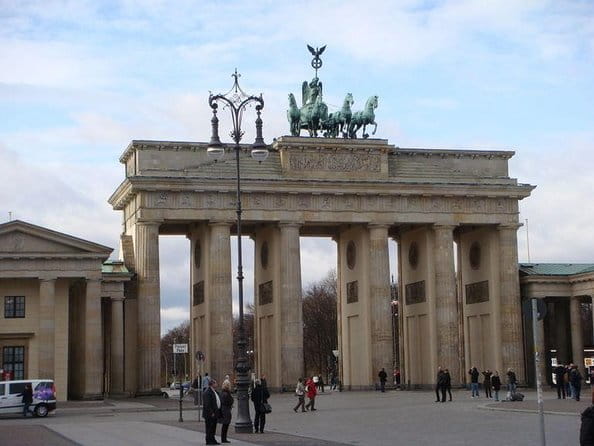 Berlin History Tour with a Local Expert: 100% Personalized & Private - Key points / Takeaways