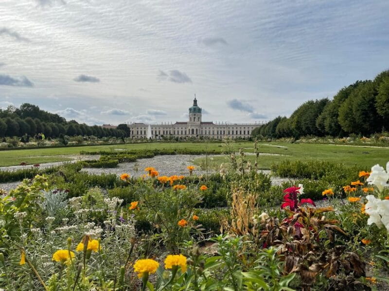 Berlin & Potsdam Palaces: From Kings to the Cold War - Returning to Berlin