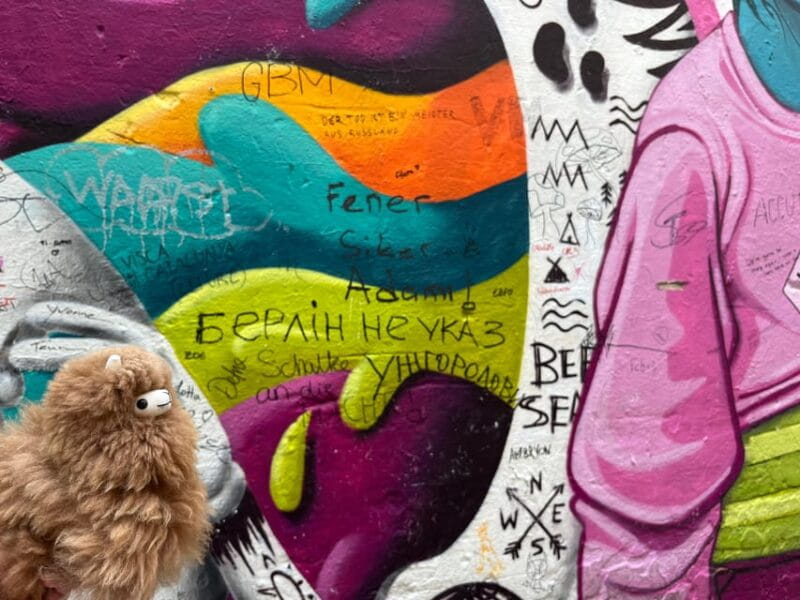 Berlin: Sachsenhausen Memorial Half-Day - Walking Through a Dark History: What to Expect from the Sachsenhausen Tour