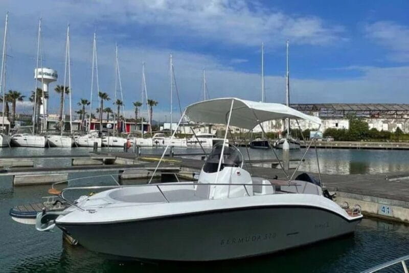 BERMUDA 570 Boat rental without a license - Price and Logistics: A Fair Deal for a Scenic Outing