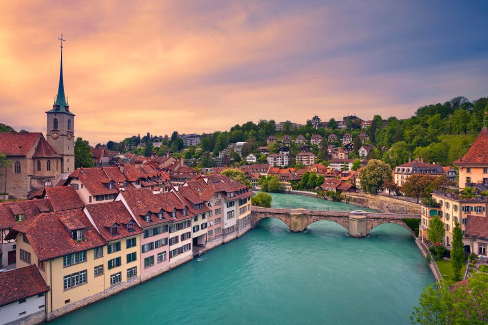 Bern: First Discovery Walk and Reading Walking Tour - Exploring at Your Pace