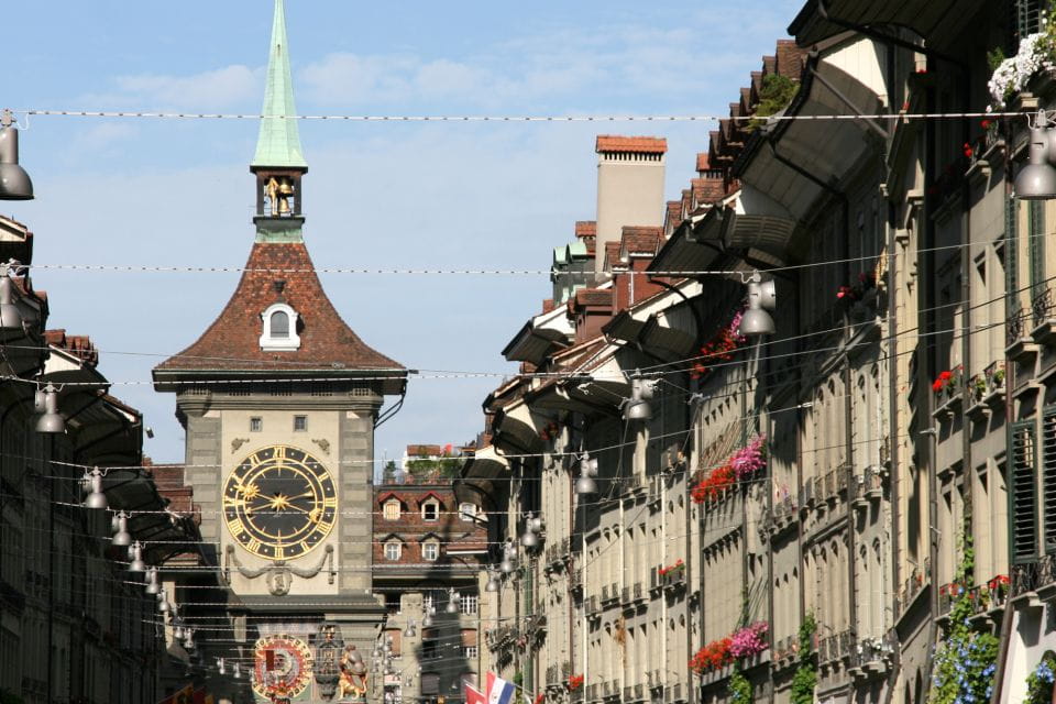 Bern: First Discovery Walk and Reading Walking Tour - Frequently Asked Questions