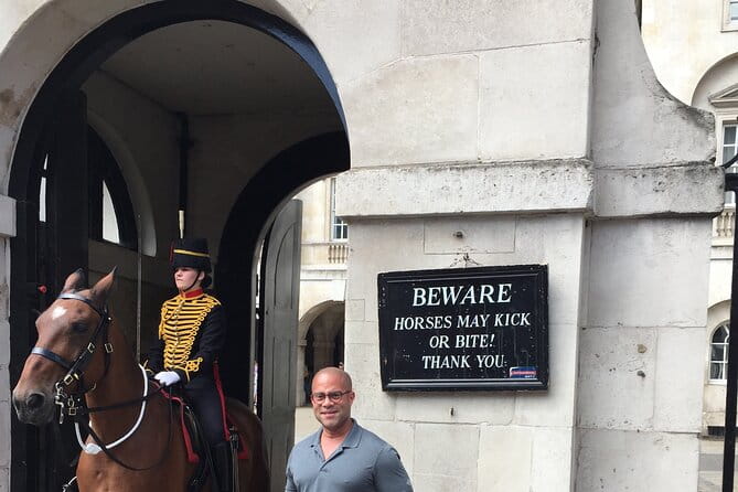 Bespoke Black Cab Heathrow Layover Private Tour - Exploring London on Your Time: The Flexibility of a Black Cab Tour