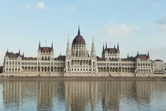 Best Historical Sights of Budapest Tour - Logistics and Practical Considerations