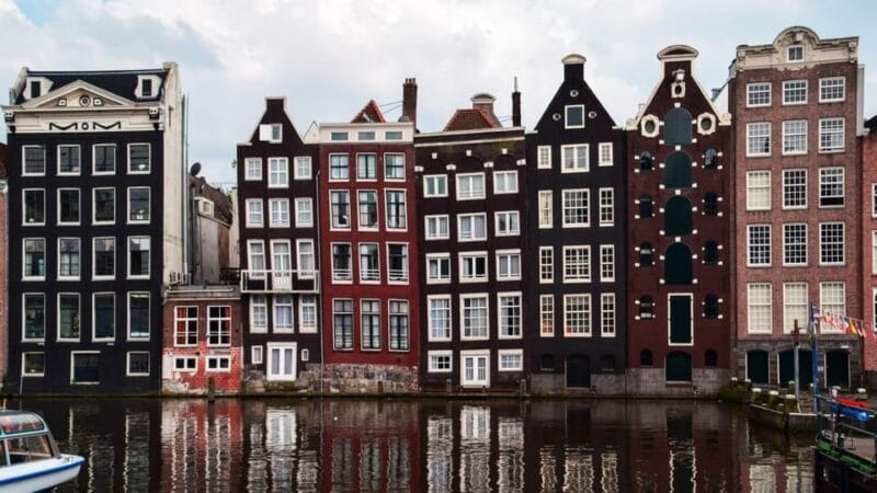 Best of Amsterdam: Private Walking Tour with a Local - The Value of a Private, Tailored Tour