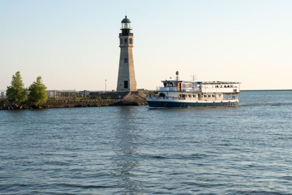 Best of Buffalo Tour With Naval Park and River Cruise - Historical Landmarks